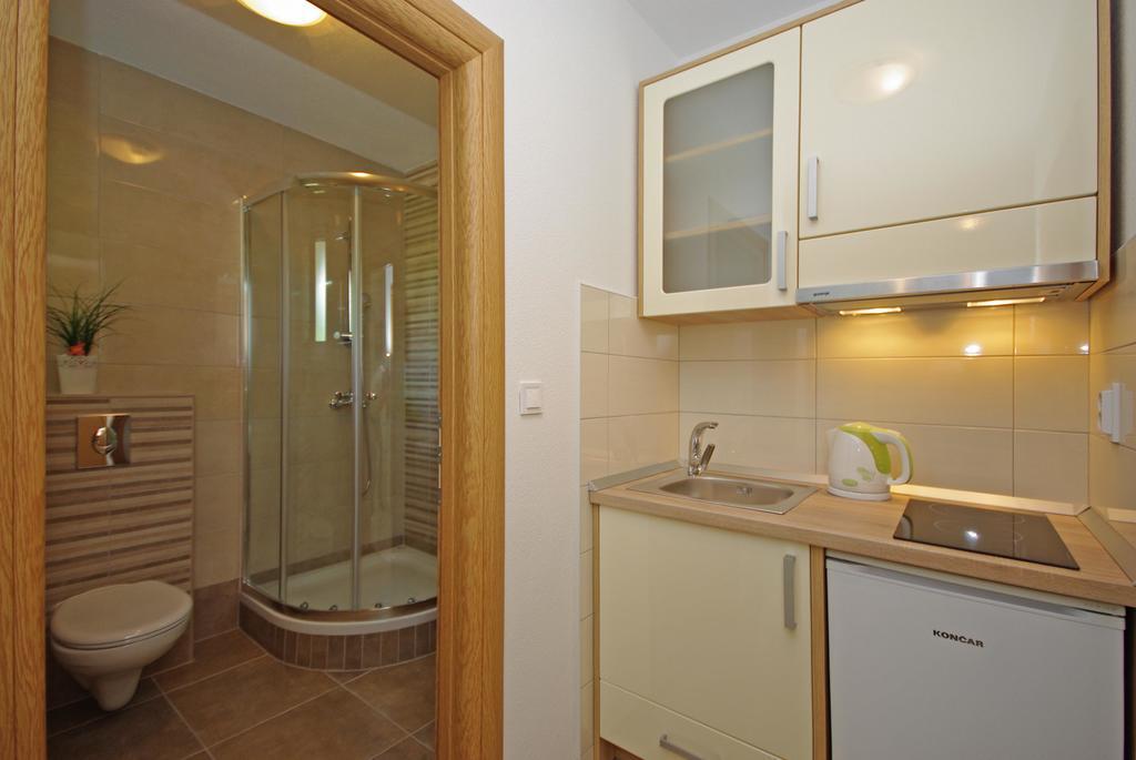 Apartments Herceg Макарска Екстериор снимка
