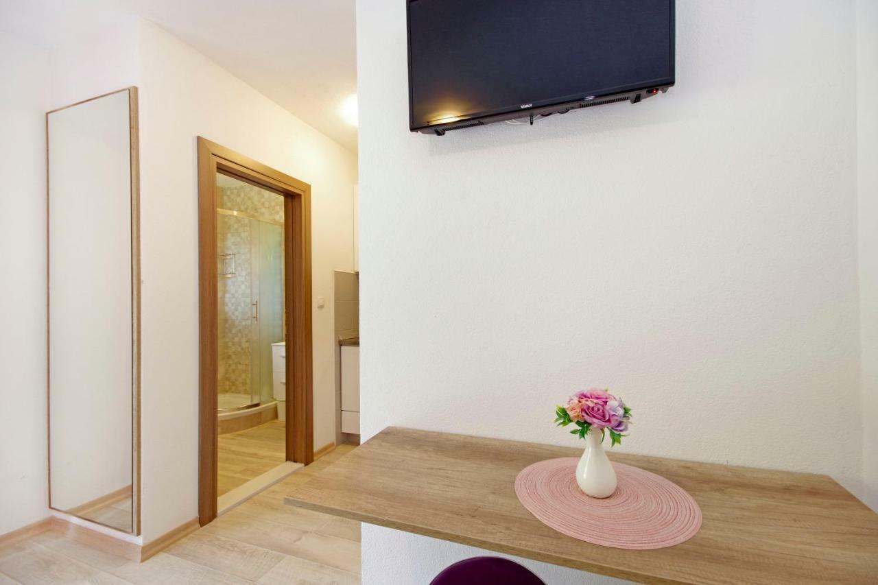 Apartments Herceg Макарска Екстериор снимка